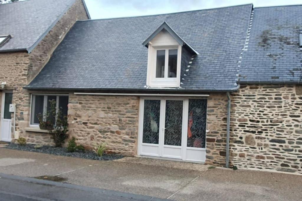 Au Mont Pour Deux Appartement Pontorson Buitenkant foto